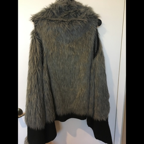 Vest - Picture 3 of 3